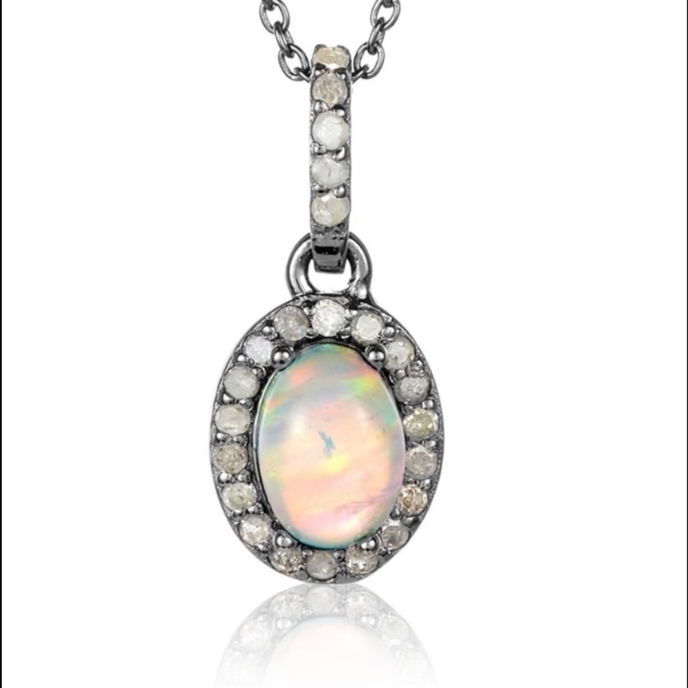 Beautiful NWT Opal/Diamond Halo Necklace
